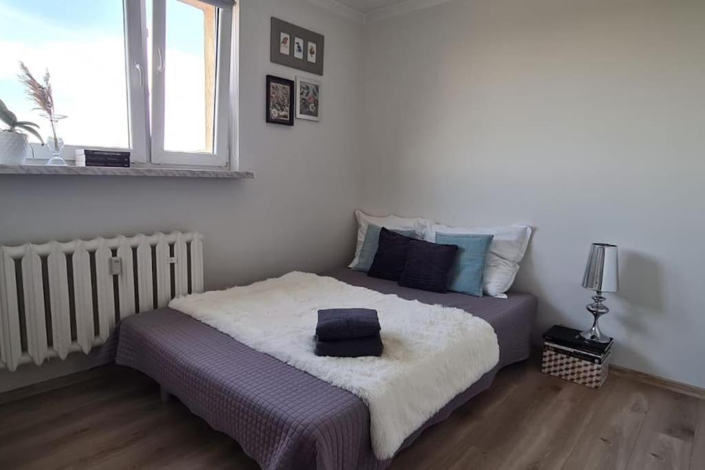 Uroczy, Jasny Apartament Oraz Bezplatny Parking! Leilighet Krasków Eksteriør bilde